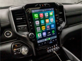 Dodge Ram 1500 Dodge Ram 1500 5.7 V8 4x4 Crew Cab Laramie 402Pk Automaat (PANORAMADAK, LUCHTVERING, GROOT NAVI, STOELKOELING, MEMORY SEATS, HARMAN/KARDON, TREKHAAK, STOELVERWARMING ACHTER, APPLE CARPLAY, NIEUWSTAAT) - afbeelding nr 9