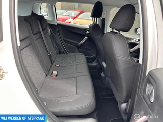 Peugeot 2008 Peugeot 2008 1.2 PureTech Access / Automaat / Garantie - afbeelding nr 12