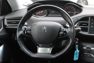 Peugeot 308 Peugeot 308 SW 1.2 PureTech Blue Lease Exe. / NIEUWSTAAT! / Panoramadak / Navigatie / Parkeerhulp V+A / 16'' / DAB / Cruise Control - afbeelding nr 17