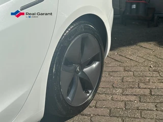 Tesla Model 3 Tesla Model 3 Standard RWD Plus 60 kWh DEALER ONDERHOUDEN - afbeelding nr 5