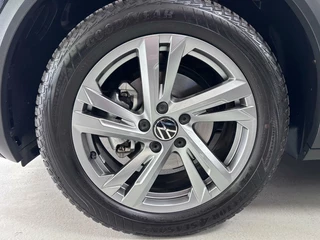 Volkswagen T-Roc Volkswagen T-Roc 1.5 TSI R-Line  Edition Aut*Matrix*Navi* - afbeelding nr 24