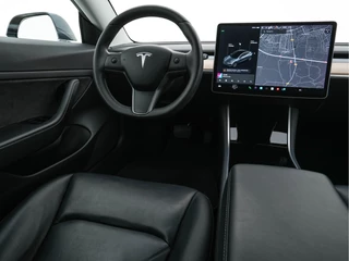 Tesla Model 3 Tesla Model 3 Standard RWD Plus 60 kWh [ 3-Fase ] (INCL-BTW) Aut. *PANO | AUTO-PILOT | FULL-LEATHER | KEYLESS | FULL-LED | MEMORY-PACK | SURROUND-VIEW | DAB | CARPLAY | DIGI-COCKPIT | LANE-ASSIST | COMFORT-SEATS | 18