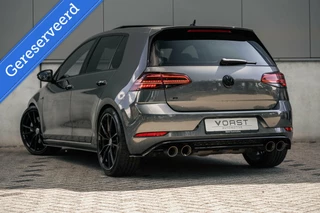 Volkswagen Golf Volkswagen Golf 2.0 TSI 4Motion R Performance Pano Akra DCC - afbeelding nr 4