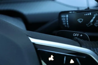 Volkswagen Golf Volkswagen Golf 8 Variant 1.5 eTSI / 3x R-Line / DSG / ACC / Matrix / DAB / LED / Trekhaak / 19