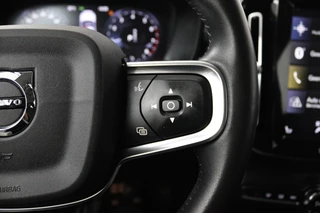 Volvo XC40 Volvo XC40 2.0 T4 Inscription (TREKHAAK, STOEL/STUUR VERWARMING, ACHTERUITRIJCAMERA, NAVIGATIE, SENSOREN, NL-AUTO) - afbeelding nr 9