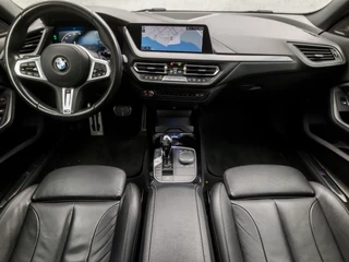 BMW 2 Serie Automaat (PANORAMADAK, M PAKKET, APPLE CARPLAY, HEAD-UP DISPLAY, MEMORY SEATS, STUUR/STOELVERWARMING, ADAPTIVE CRUISE, HARMAN/KARDON, CAMERA, 19'' VELGEN, NIEUWSTAAT) - afbeelding nr 6