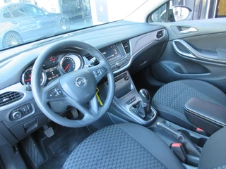 Opel Astra Opel ASTRA 1.0 Online Edition 5 Deurs Airco PDC - afbeelding nr 3