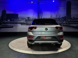 Volkswagen T-Roc Volkswagen T-ROC 1.5 TSI Style*LED*Virtual*DAB+*PDC V&A*Trekhaak*NAVI*AppConnect* - afbeelding nr 10