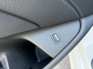 BMW 5 Serie BMW 5-serie 520i High Executive M-Sport Pano Memory - afbeelding nr 41