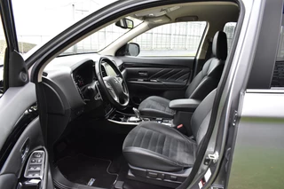 Mitsubishi Outlander Navi/Alcantara-Leder/Camera/Pdc/Standkachel/Trekhaak/Etc.! - afbeelding nr 5