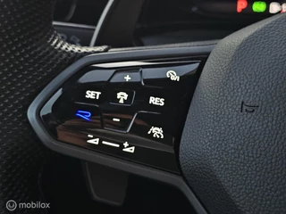Volkswagen Golf Volkswagen Golf 2.0 TSI R 4Motion Performance Akrapovic/Panorama/Keyless - afbeelding nr 32