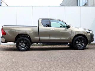 Toyota Hilux Toyota Hilux 2.8 D-4D XtraCab Professional Premium | Automaat | 3500 KG Trekg - afbeelding nr 6