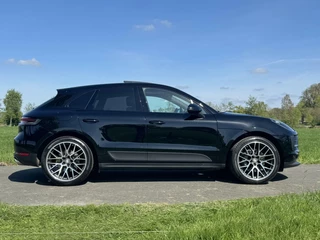 Porsche Macan Porsche Macan 3.0 S|Luchtvering|Adaptieve sportstoelen|Panoramadak|Trekhaak|21