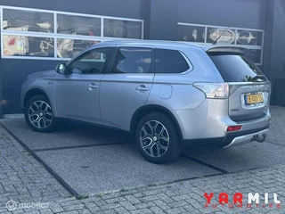 Mitsubishi Outlander Mitsubishi Outlander 2.0 PHEV Executive Edition NAP DEALER ONDERHOUDEN ZEER NETTE WAGEN - afbeelding nr 15