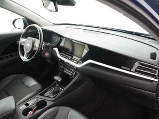 Kia Niro Kia Niro 1.6 GDi Hybrid DynamicPlusLine - Navigatie - Camera - Stoel- en stuurverwarming - Climate control - Trekhaak - Fabrieksgarantie tot 09-2027 - afbeelding nr 19