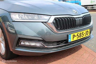 Škoda Octavia Skoda Octavia Combi 1.0 TSI Business Edition Plus, Stuur + stoel verwarming, Memory seats, Digitaal dashboard, Elektrische kofferbak, Head up display, Dodehoek detectie, Clima, App connect, Cruise, Navi. - afbeelding nr 18