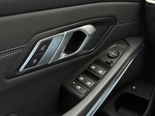 BMW 3 Serie BMW 3-serie 330e Aut. Hybrid M-Sport | Leder | Navi | Carplay | Xenon-LED | - afbeelding nr 36