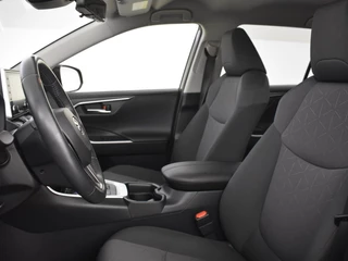 Toyota RAV4 Toyota RAV4 2.5 Hybrid First Edition | Parkeersensoren V+A | Stoelverwarming - afbeelding nr 10