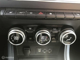 Renault Captur Renault Captur 1.6 E-Tech Plug-in Hybrid 160 Intens - afbeelding nr 20