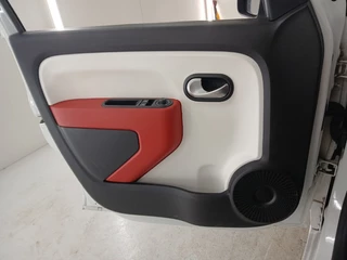 Renault Twingo Renault Twingo 1.0 SCe Intens AUT! 1e Eig! Zondag OPEN! - afbeelding nr 18