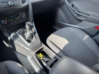Ford Focus Ford Focus 1.0 Titanium Airco/Lichtmetalen velgen/Navi/Parkeersensoren - afbeelding nr 25