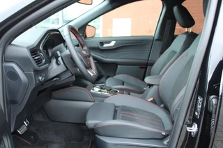 Ford Kuga Ford Kuga 2.5 PHEV ST-Line X | Panoramadak | Winter Pack | Wegklapbare trekhaak | 19 inch lichtmetalen velgen | Technology Pack | Agate Black - afbeelding nr 9