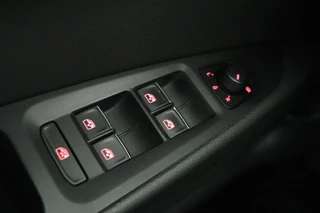 SEAT Leon SEAT Leon 1.4 TSI FR | Panoramadak | Stoelverwarming |  Carplay | Alcantara | Full LED | Navigatie | Sportstoelen | PDC | Climate control - afbeelding nr 28