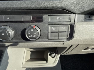 Volkswagen Crafter Achteruitrijcamera/trekhaak/cruise control - afbeelding nr 38