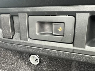 Škoda Octavia Trekhaak Panoramadak Camera 18 Inch Lmv Navi ACC DAB Stoel + Stuurverwarming - afbeelding nr 43