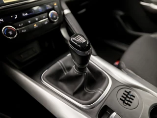 Renault Kadjar (NAVIGATIE, VIRTUAL COCKPIT, CLIMATE, GETINT GLAS, LEDER, SPORTSTOELEN, CRUISE, TREKHAAK, PARKEERSENSOREN, NIEUWSTAAT) - afbeelding nr 10