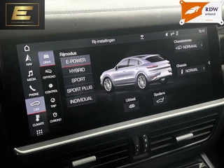 Porsche Cayenne Porsche Cayenne Coupé 4.0 Turbo S E-Hybrid | Techart | Sport Chrono | Carbon afwerking - afbeelding nr 25