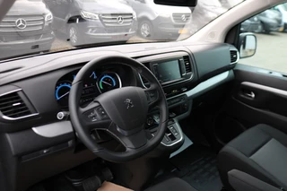 Peugeot e-Expert Peugeot e-Expert EV L3 75 kWh Airco Navigatie Trekhaak Black Line - afbeelding nr 19