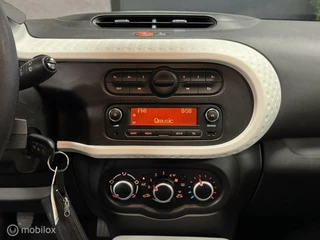 Renault Twingo Renault Twingo 1.0 SCe Collection AIRCO / CRUISE / LED / D.GLAS - afbeelding nr 9