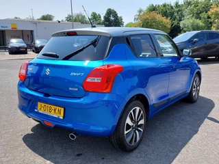 Suzuki Swift Suzuki Swift 1.0 BoosterJet 111pk Smart Hybrid Stijl | Navi | Clima | Adap.Cruise | Led Koplampen | Keyless Entry | Achteruitrijcamera | Stoelverwarming | Rijstrook+Licht+Regensensor | Privacy Glass |16'' - afbeelding nr 4