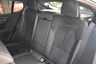 Volvo C40 Volvo C40 Twin Intro Edition 408Pk/78kWh | Getint glas | Trekhaak - afbeelding nr 15