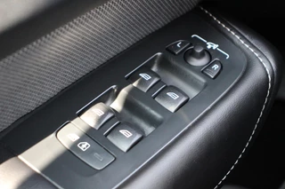 Volvo XC60 Volvo XC60 2.0 T8 AWD Polestar Engineered | Bowers & Wilkins | 360 camera | Elec. trekhaak - afbeelding nr 26