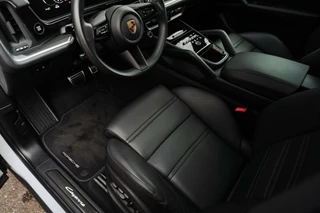 Porsche Cayenne Porsche Cayenne Coupé 3.0 V6 TURBO HYBRIDE S 470pk - afbeelding nr 31