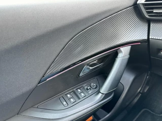 Peugeot e-2008 Peugeot e-2008 EV GT Pack 50kWh || Pano || 3 Fase || Keyless - afbeelding nr 16
