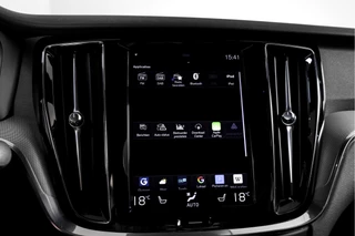 Volvo S60 Volvo S60 2.0 T5 250 PK Intro Edition - Automaat | Dig. Cockpit | Adapt. Cruise | Leder | Elek. bestuurderstoel met geheugen | Stoelverw. | PDC | Camera | NAV + App. Connect | ECC | DAB | Elek. Trekhaak | LM 19