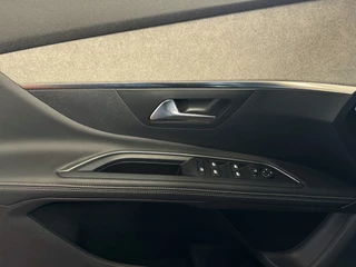 Peugeot 5008 Peugeot 5008 GT BLACK PACK 7P CAMERA NAVI I-COCKPIT LED ELEK.KLEP STOELVERW. LEER LED 2024 7PERS 7PERSOONS - afbeelding nr 17