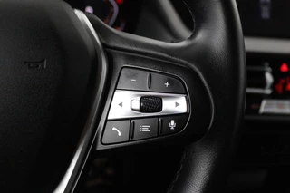 BMW 1 Serie BMW 1-serie 118i Executive Edition (PARKEERSENSOREN, NAVIGATIE, CRUISE CONTROL, PARKEERSENSOREN, NL-AUTO) - afbeelding nr 14