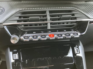 Peugeot 208 Peugeot 208 1.2 PureTech GT Pack AUT. | 1e eigenaar | dealer onderh. | adapt. cruise contr. camera | sportstoelen | apple carplay - afbeelding nr 35