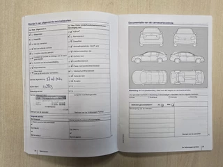 Volkswagen Golf Volkswagen Golf 1.2 TSI / Uitlaatklep / Adaptive Cruise / Stoelverwarming / Spoiler Pakket - afbeelding nr 32
