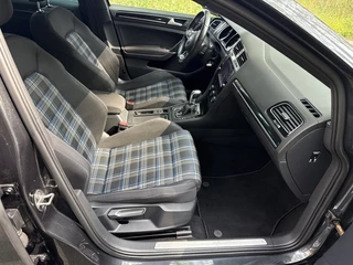 Volkswagen Golf Volkswagen Golf 1.4 TSI GTE - afbeelding nr 60