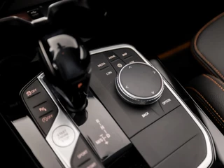 BMW 1 Serie Automaat (VIRTUAL COCKPIT, APPLE CARPLAY, GROOT NAVI, STUUR/STOELVERWARMING, ADAPTIVE CRUISE, LEDER, CAMERA, SPORTSTOELEN, DAB+, GETINT GLAS, NIEUWSTAAT) - afbeelding nr 30