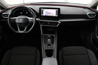 SEAT Leon SEAT Leon 1.5 eTSI FR | Stoel & stuurverwarming | Trekhaak |  Carplay | Navigatie | Adaptive cruise | Sportstoelen | Full LED - afbeelding nr 8