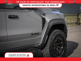 Dodge Ram 1500 CERAMIC GREY | PANORAMA | CARBON PACK | BLACK BEADLOCK WHEELS | BPM VRIJ | LAUNCH CONTROL | 4X4 | 360CAMERA Rijklaar prijs met garantie en genoemde opties en extra's. - afbeelding nr 13