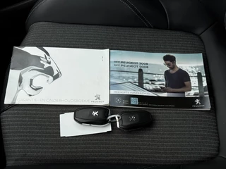 Peugeot 3008 Peugeot 3008 1.2 PureTech Aut. | Allure | Navi | Camera | Nieuw Model - afbeelding nr 31