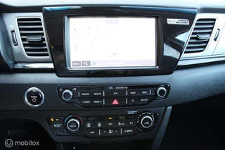 Kia e-Niro Kia e-Niro ExecutiveLine 64 kWh, Leer, Memory, stuur- Stoel verwarming/ventilatie, Pdc voor- achter, Camera, Adaptief Cruise, Dode hoek detectie, Carplay, Clima, Navi, Donkerglas. - afbeelding nr 28