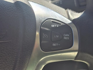 Ford Transit Courier Ford Transit Courier 1.5 TDCI Limited | SCI | 100pk | Navigatie | Cruise control | Climate control - afbeelding nr 15